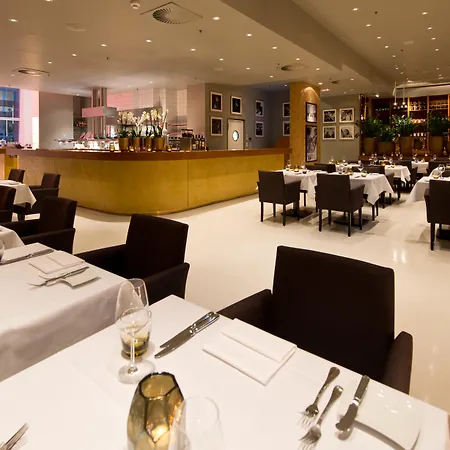 Ellington Hotel Berlin-3